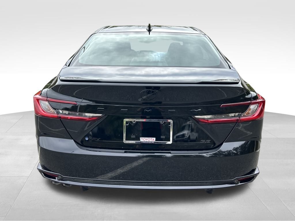 2026 Toyota Camry SE photo 4