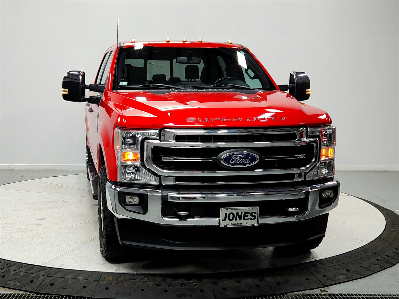 2022 Ford F-250 Lariat photo 2