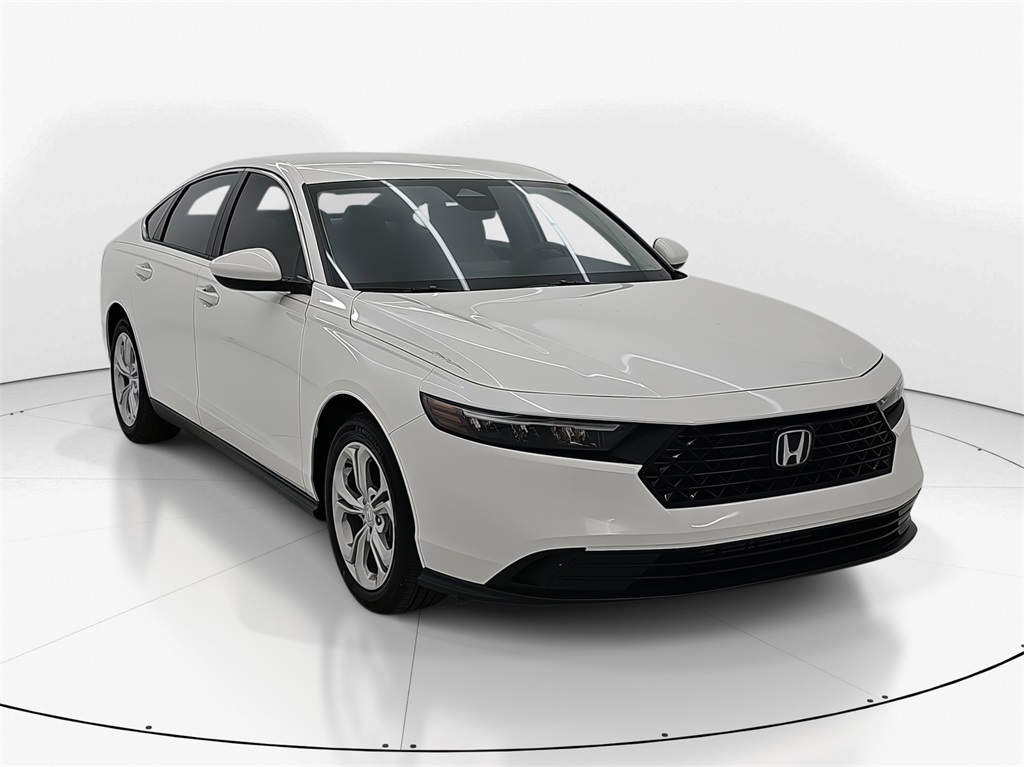 2025 Honda Accord LX photo 3