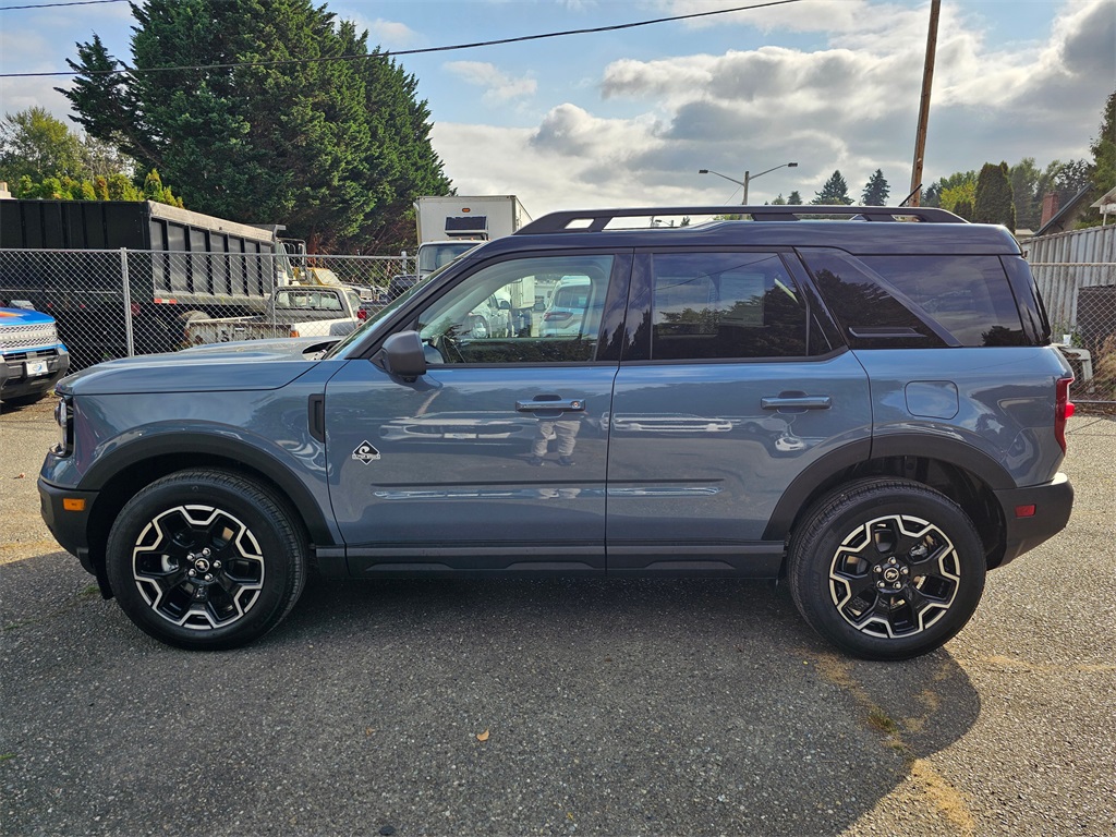 2025 Ford Bronco Sport Outer Banks photo 4
