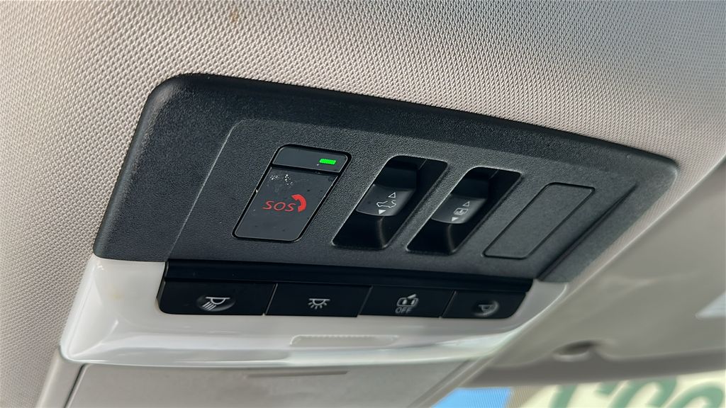 2022 Nissan Rogue Platinum AWD photo 22