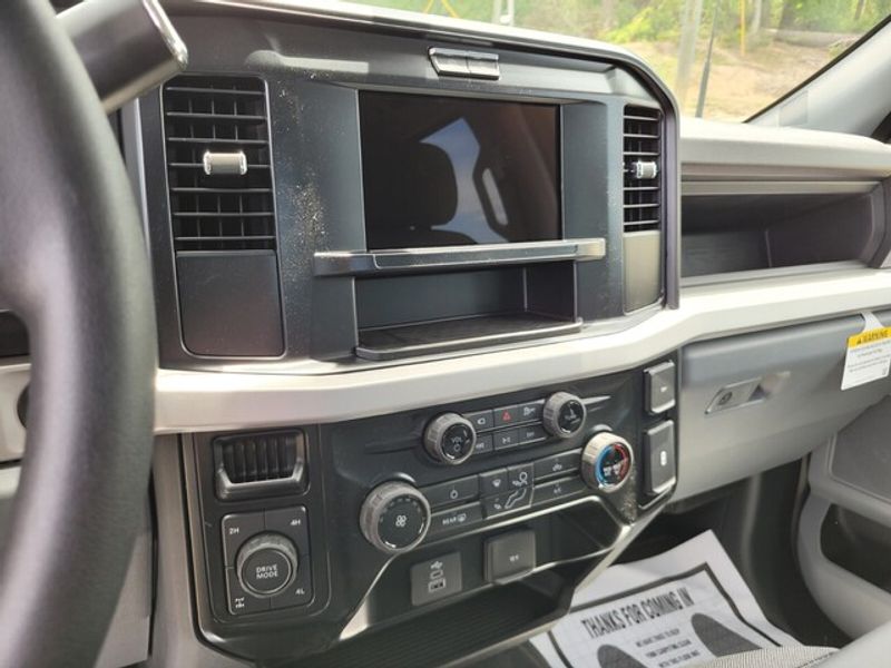 2025 Ford F-250 XL photo 17