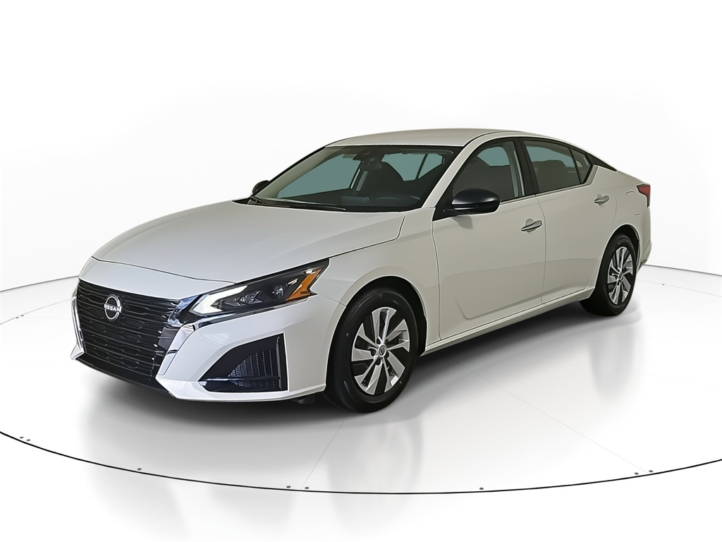 2025 Nissan Altima 2.5 S photo 3