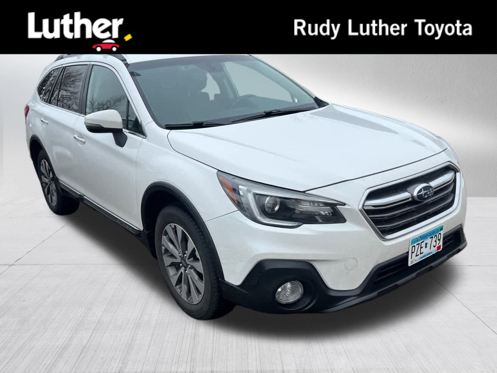2019 Subaru Outback Touring's photo
