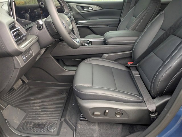2026 Chevrolet Traverse photo 11