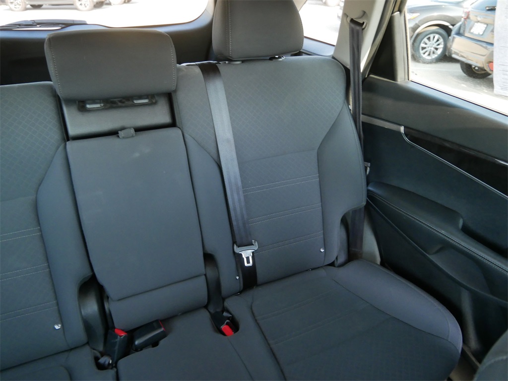 2016 Kia Sorento LX photo 18