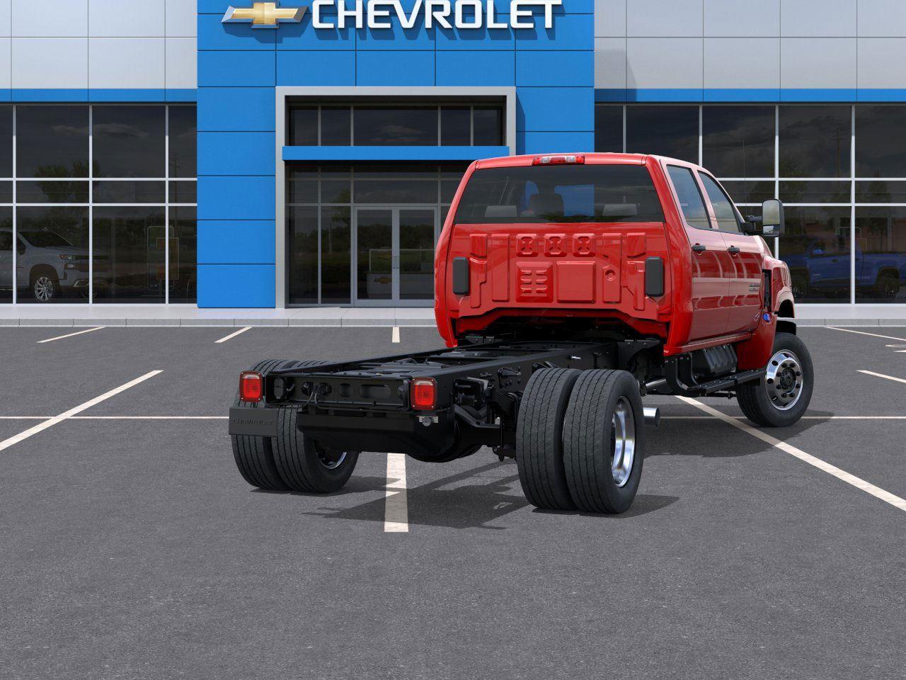 2025 Chevrolet Silverado 6500HD Work Truck photo 3
