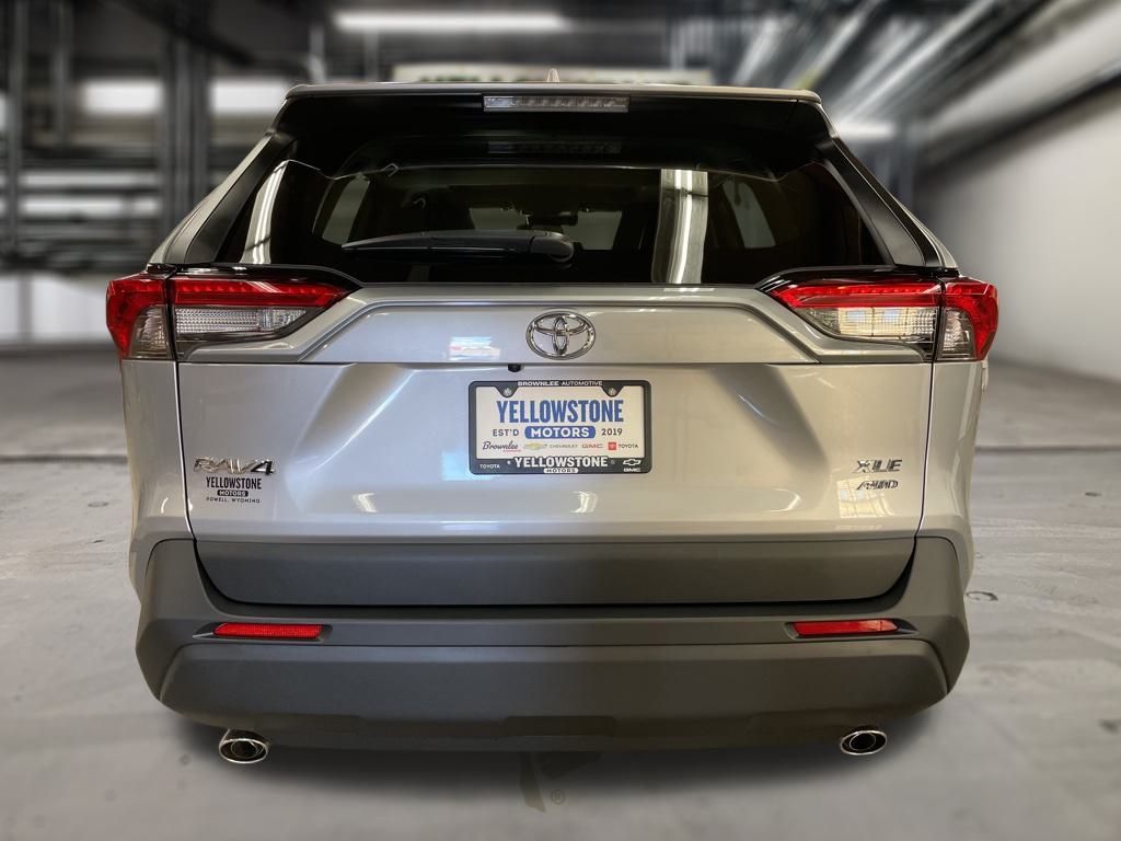 2025 Toyota RAV4 XLE Premium photo 3