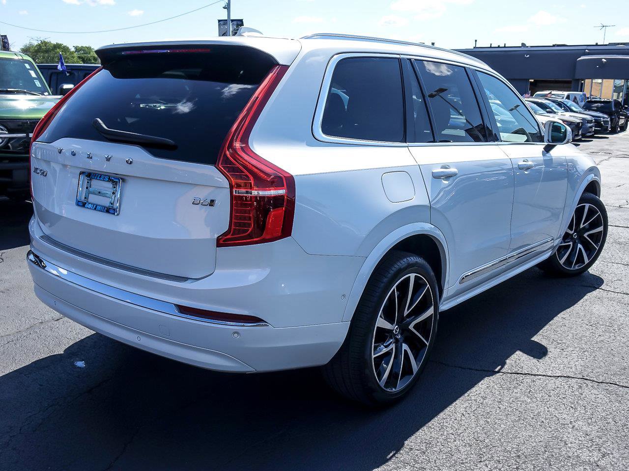 2024 VOLVO XC90 - Image 9
