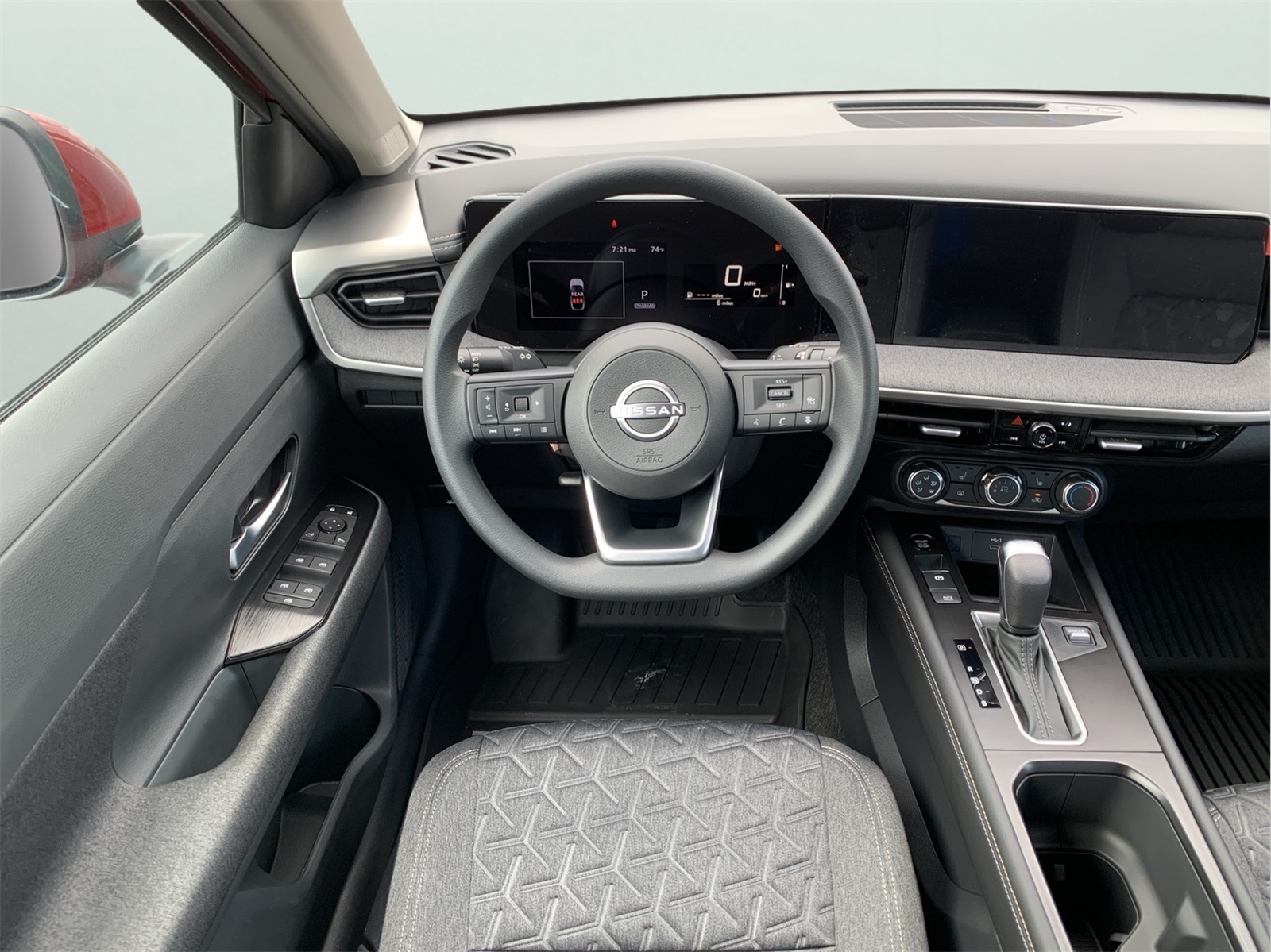2025 Nissan Kicks SV photo 21