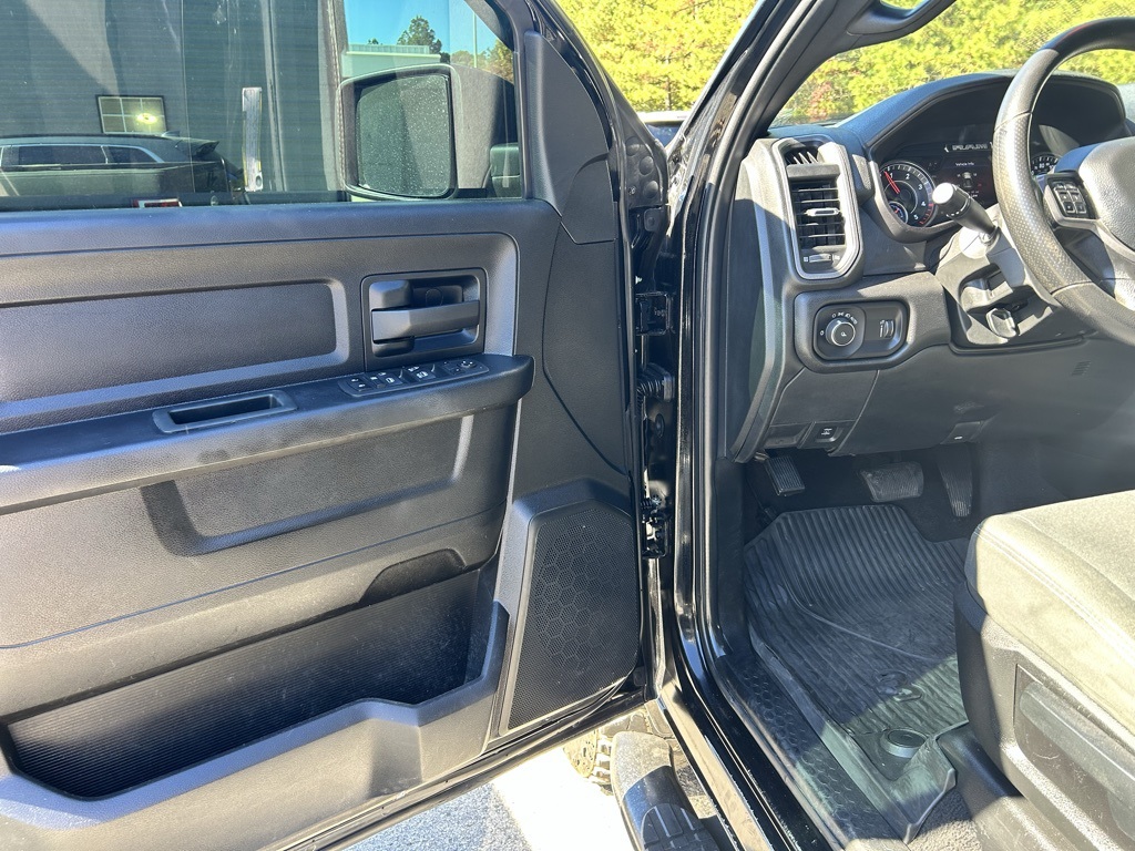 2022 Ram 2500 Tradesman photo 4