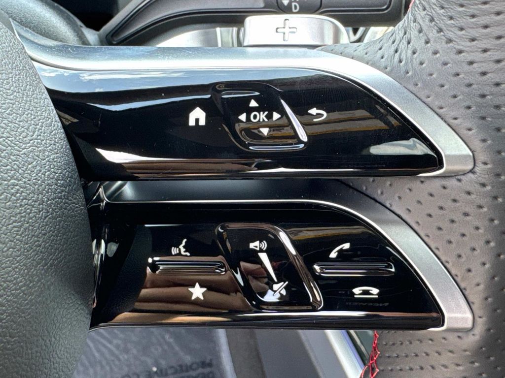 2025 Mercedes Benz GLB 250 4MATIC photo 25