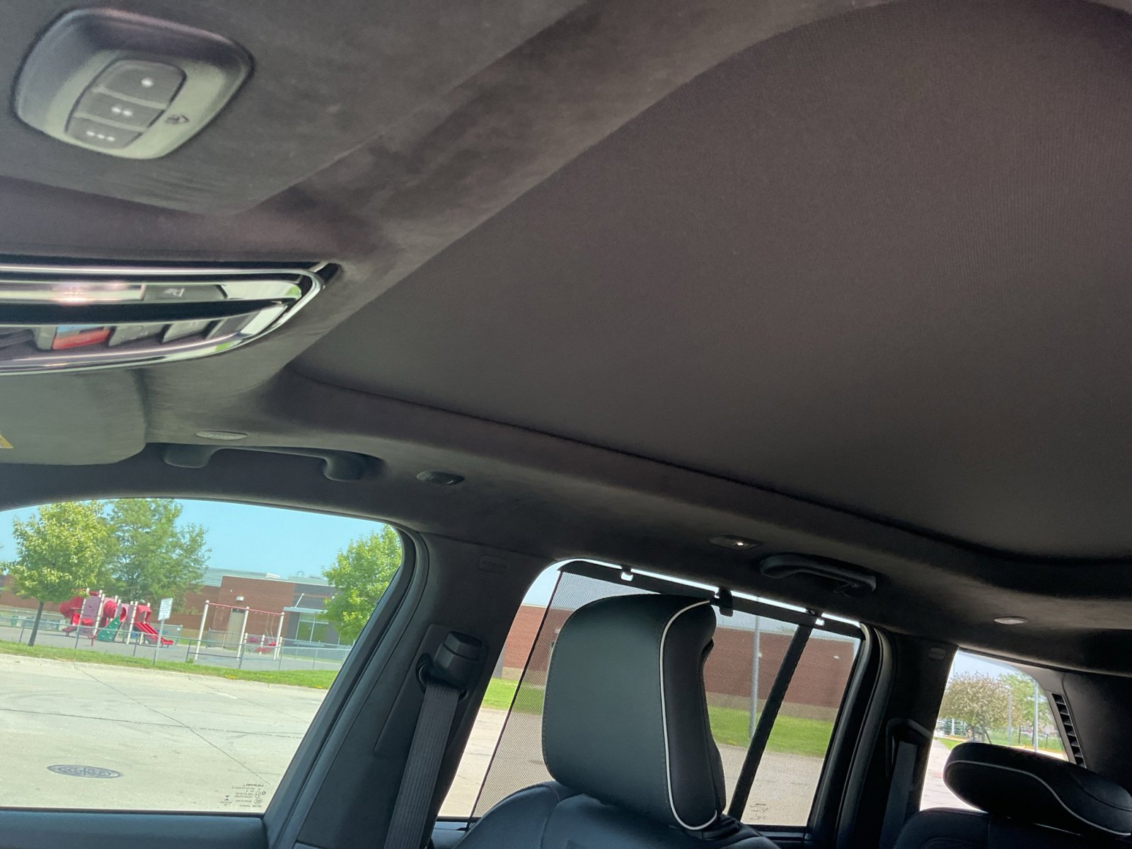 2022 Jeep Grand Cherokee Summit photo 4