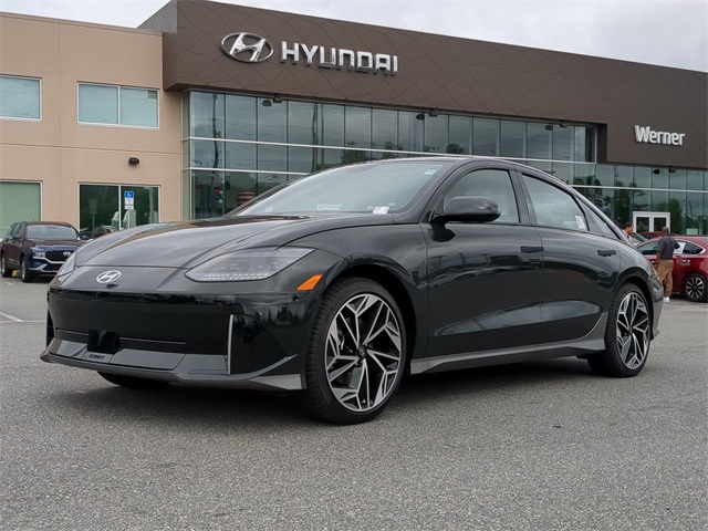 2023 Hyundai Ioniq 6 Limited photo 2