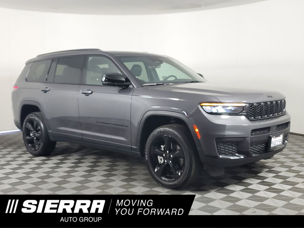 2025 Jeep Grand Cherokee L Altitude's photo