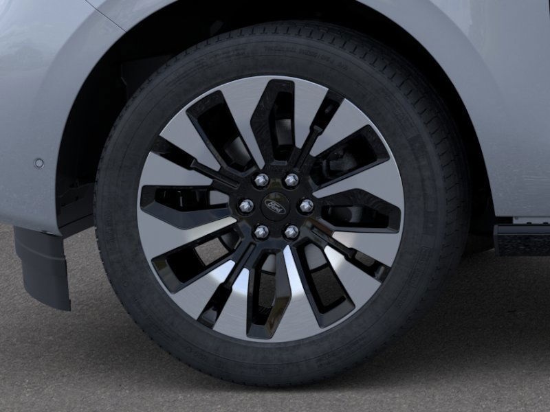 2025 Ford Expedition Platinum photo 17