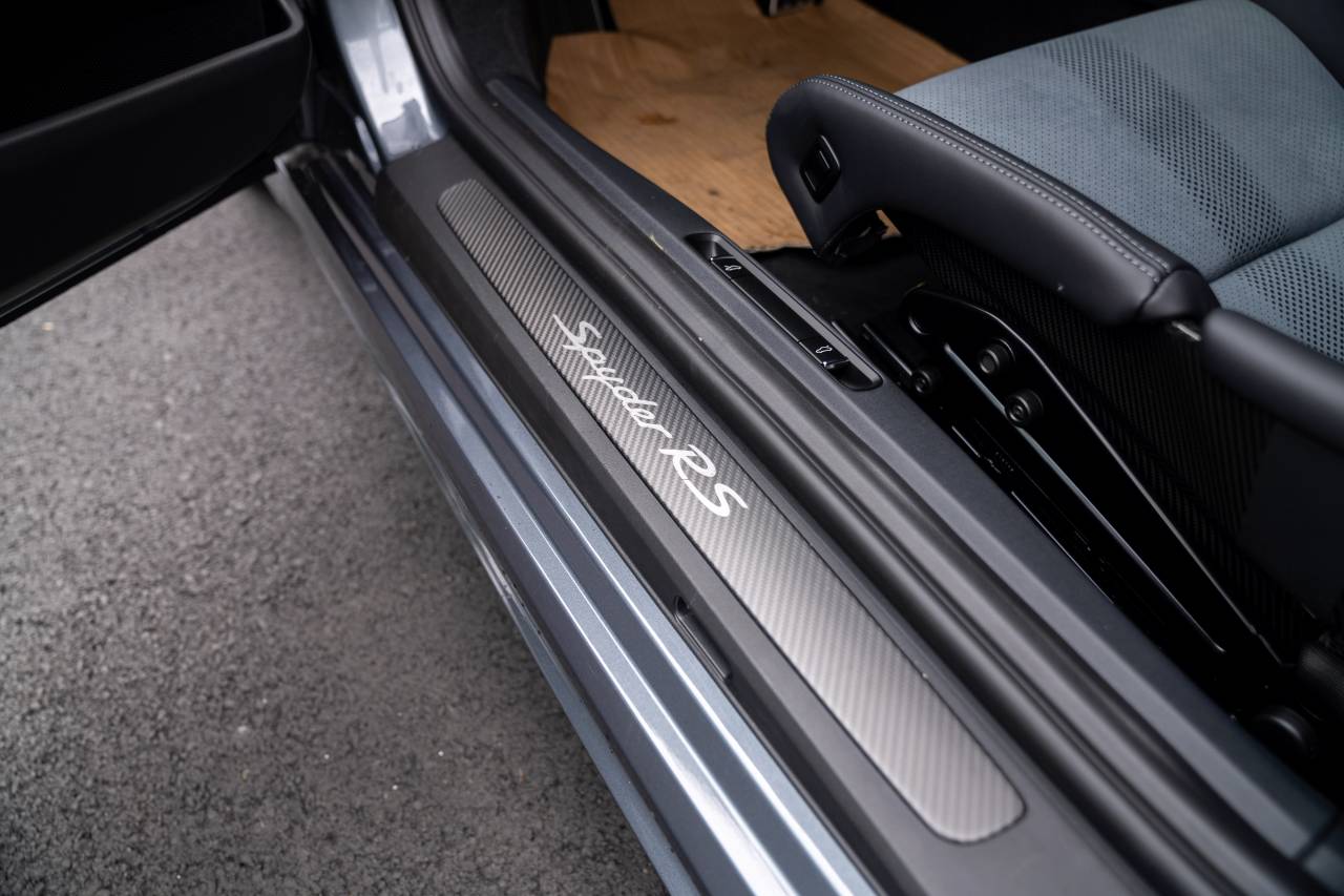 2025 Porsche Boxster Spyder photo 22