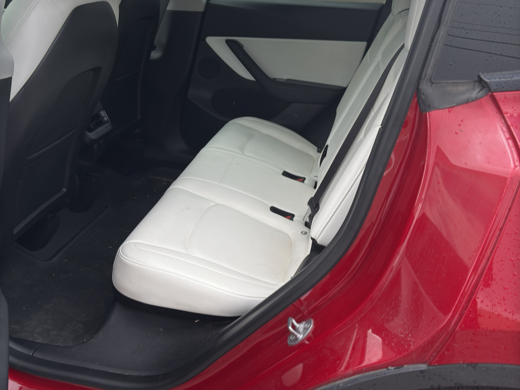 2021 Tesla Model Y Long Range photo 11
