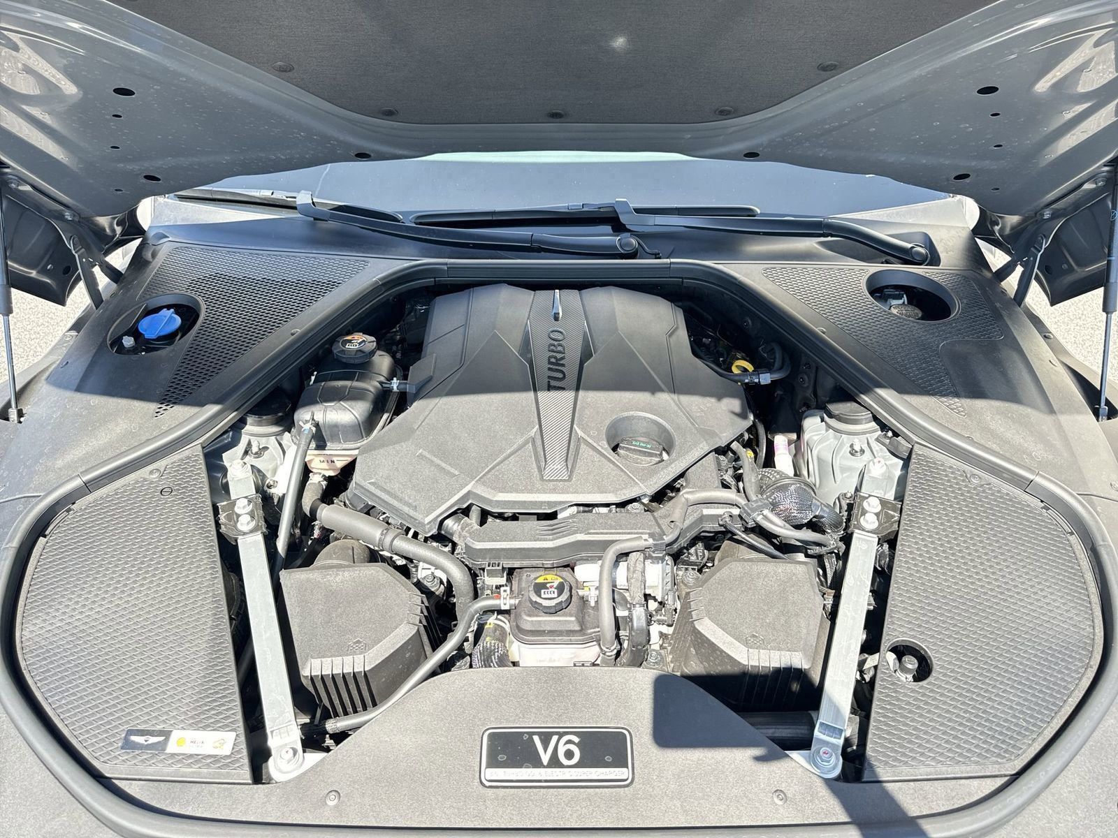 2024 Genesis G90 3.5T E-Supercharger photo 30