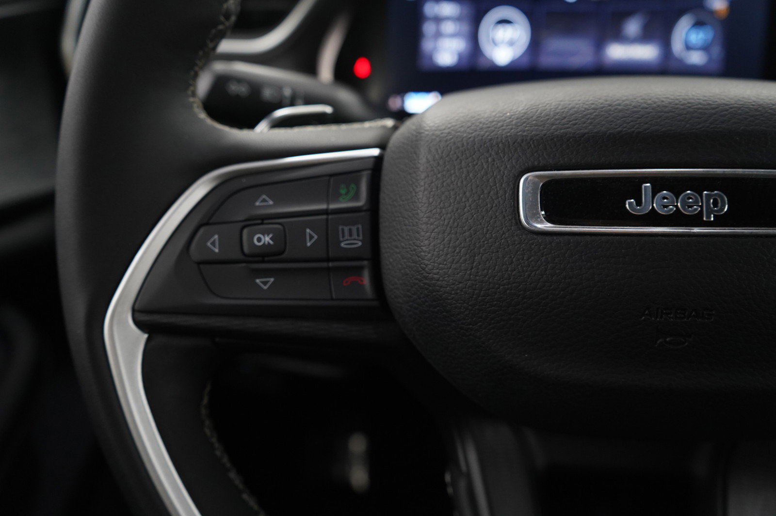 2023 Jeep Grand Cherokee Altitude photo 24