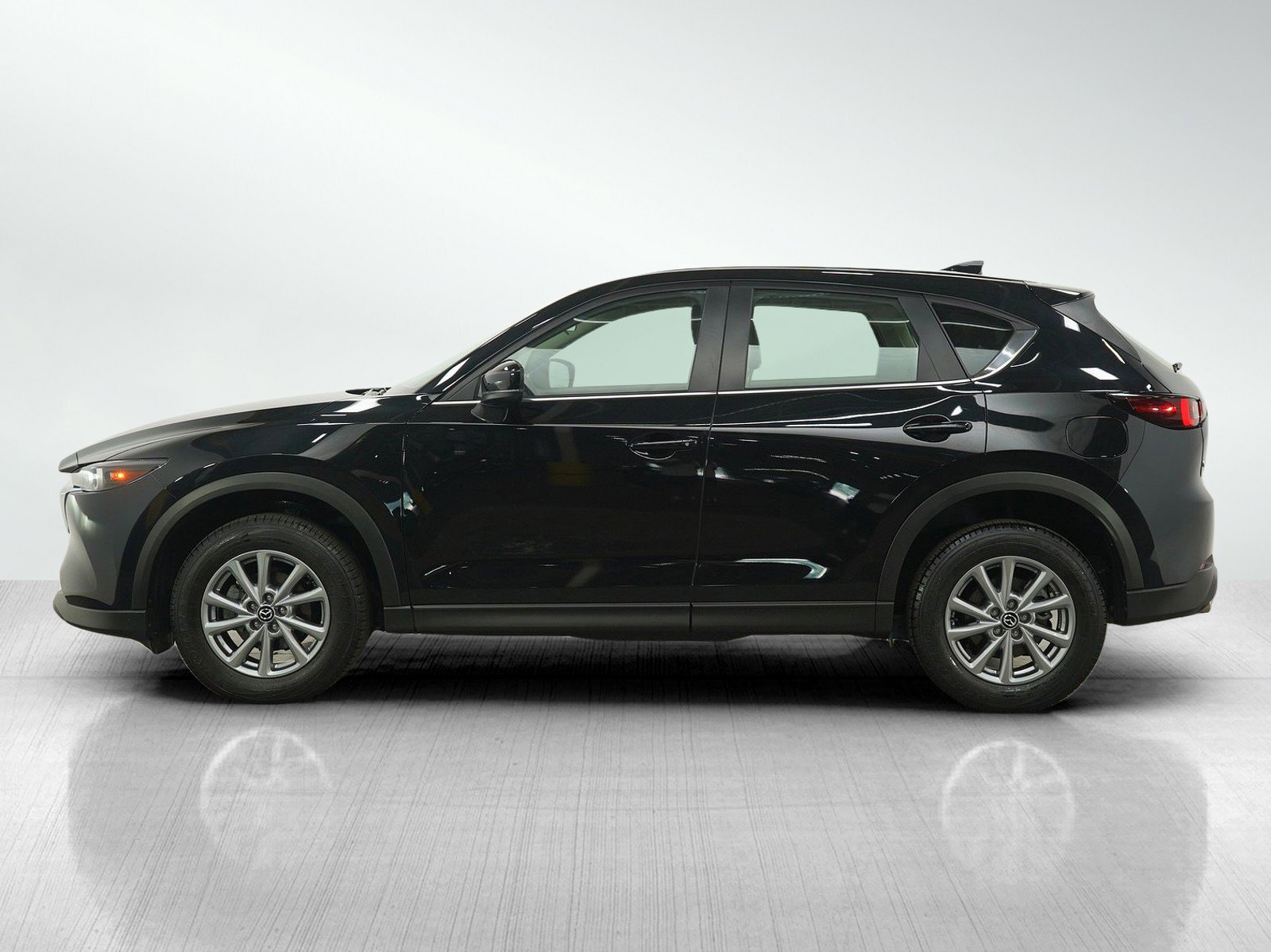 Used 2023 Mazda CX-5 S with VIN JM3KFBAMXP0269998 for sale in Burnsville, Minnesota