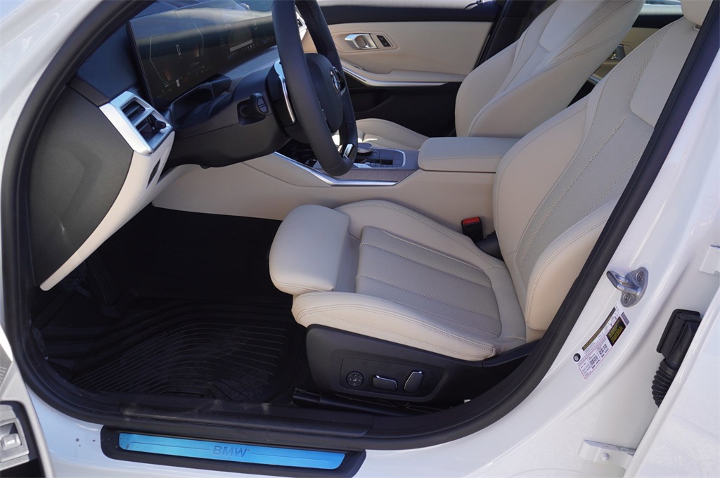 2025 Bmw 330i photo 14