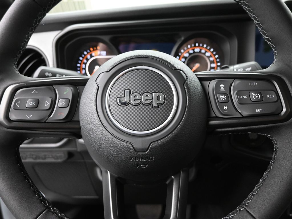 2025 Jeep Wrangler Sport S photo 13