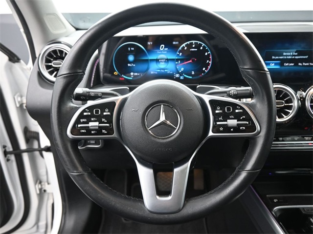2022 Mercedes Benz GLB 250 photo 2