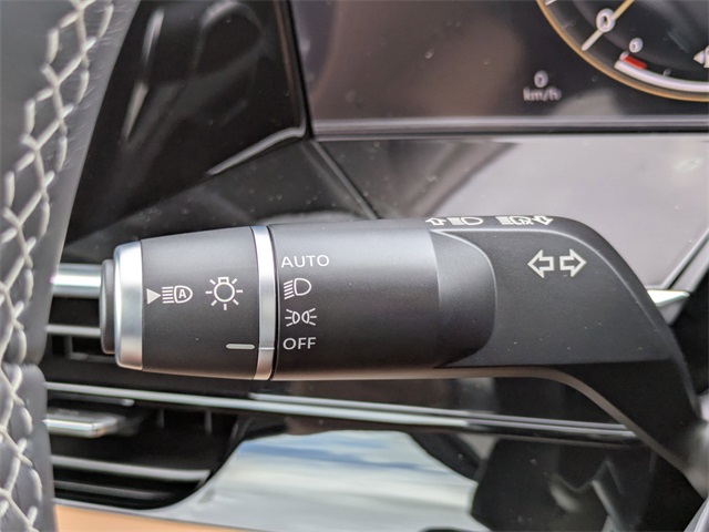 2026 Infiniti QX80 Luxe photo 26