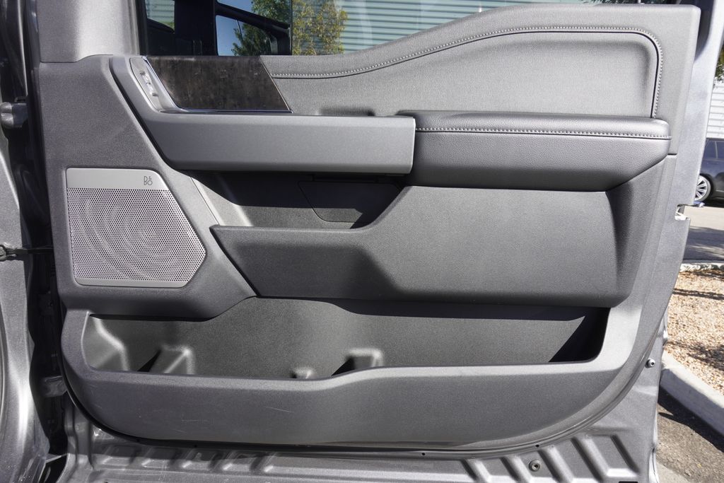2024 Ford F-250 photo 21