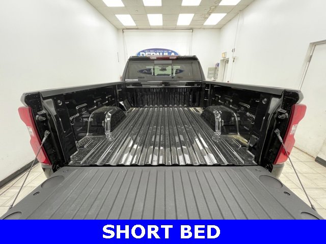 2025 Chevrolet Silverado 1500 RST photo 6