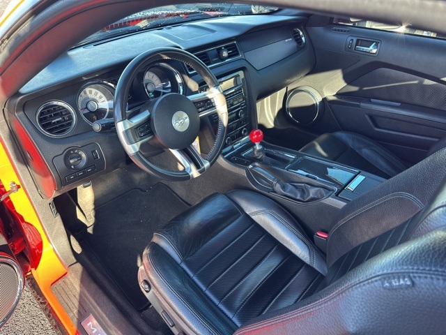 2011 Ford Mustang GT Premium photo 4