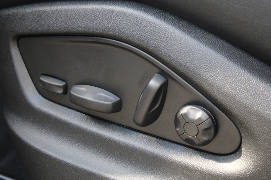 2025 Porsche Cayenne GTS photo 20