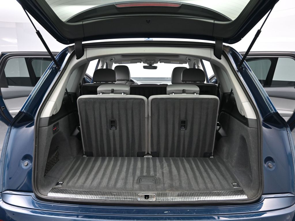 2018 Audi Q7 Premium Plus photo 12