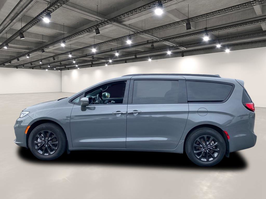 2022 Chrysler Pacifica Touring L photo 4