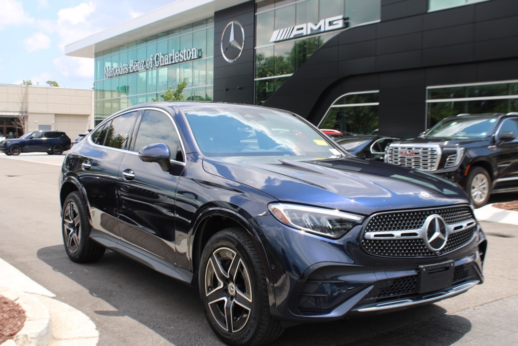 2024 Mercedes Benz GLC 300 4MATIC Coupe photo 3
