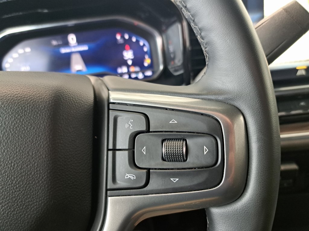 2025 Chevrolet Silverado 1500 LT photo 15