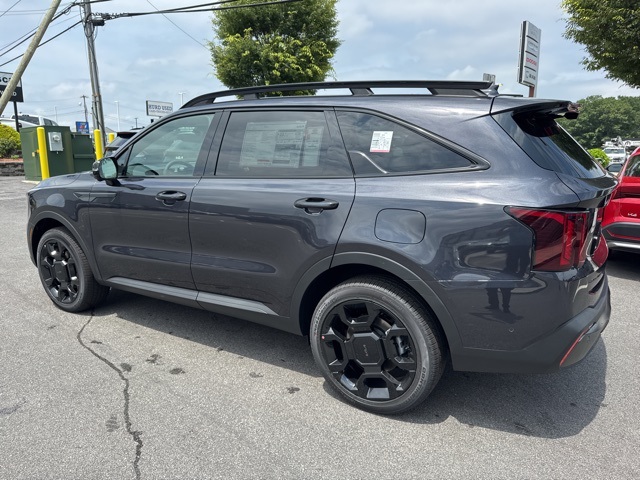 2025 Kia Sorento X-Line SX Prestige photo 3