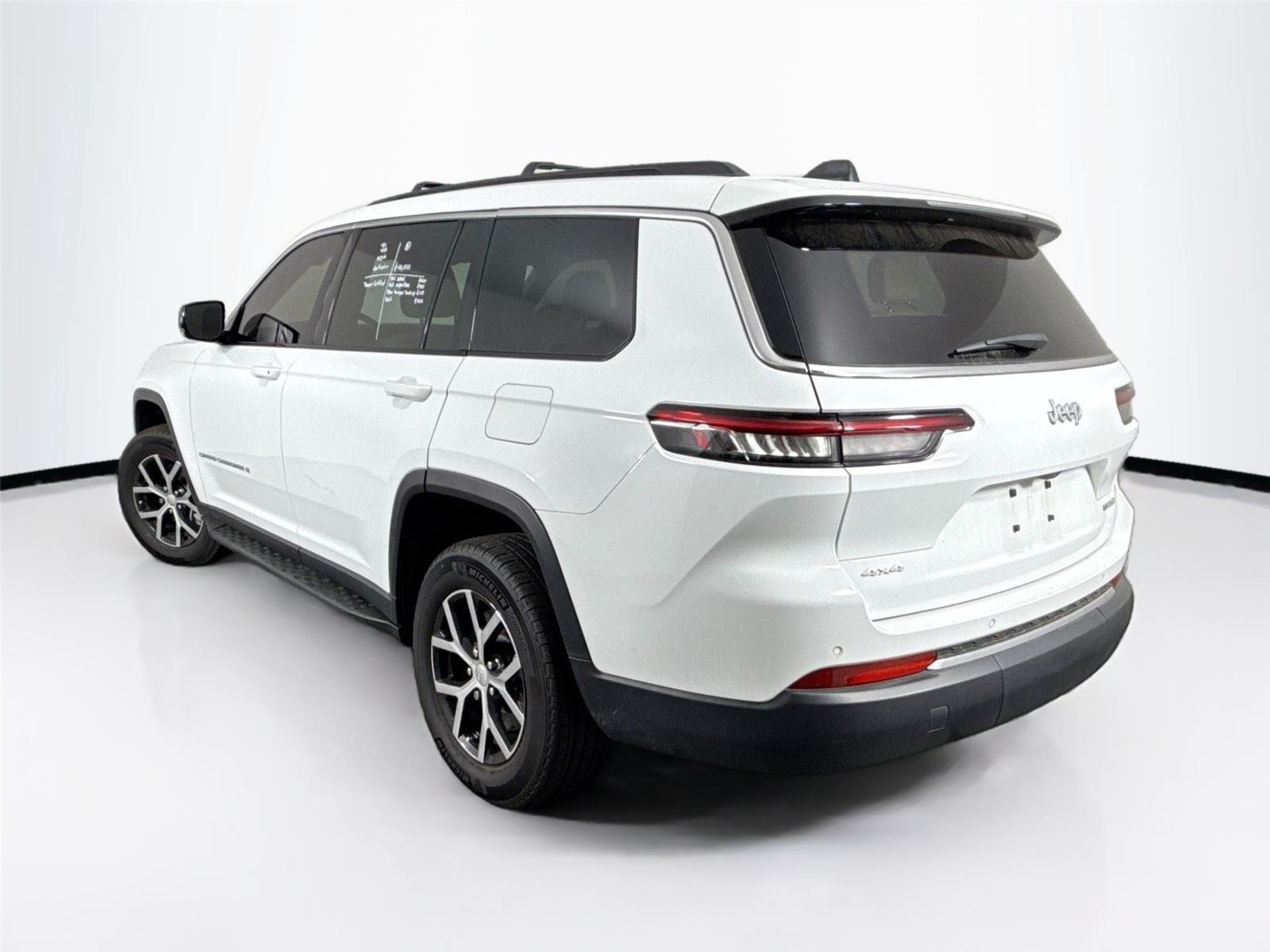 2024 Jeep Grand Cherokee Limited photo 8