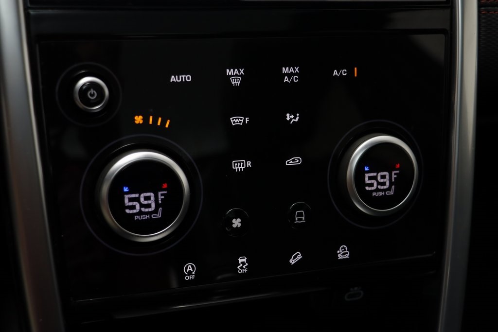 2023 Land Rover Discovery Sport SE R-Dynamic photo 10