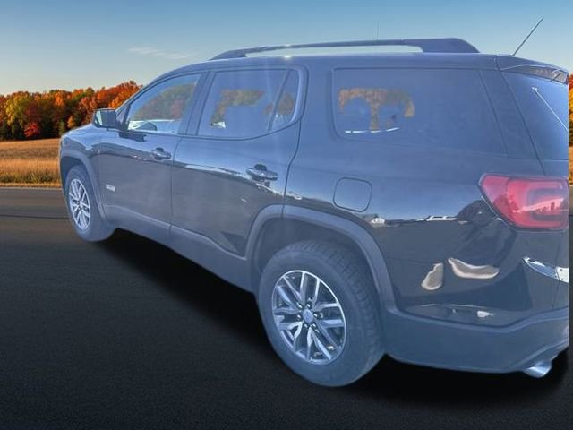 2017 Gmc Acadia SLE photo 3
