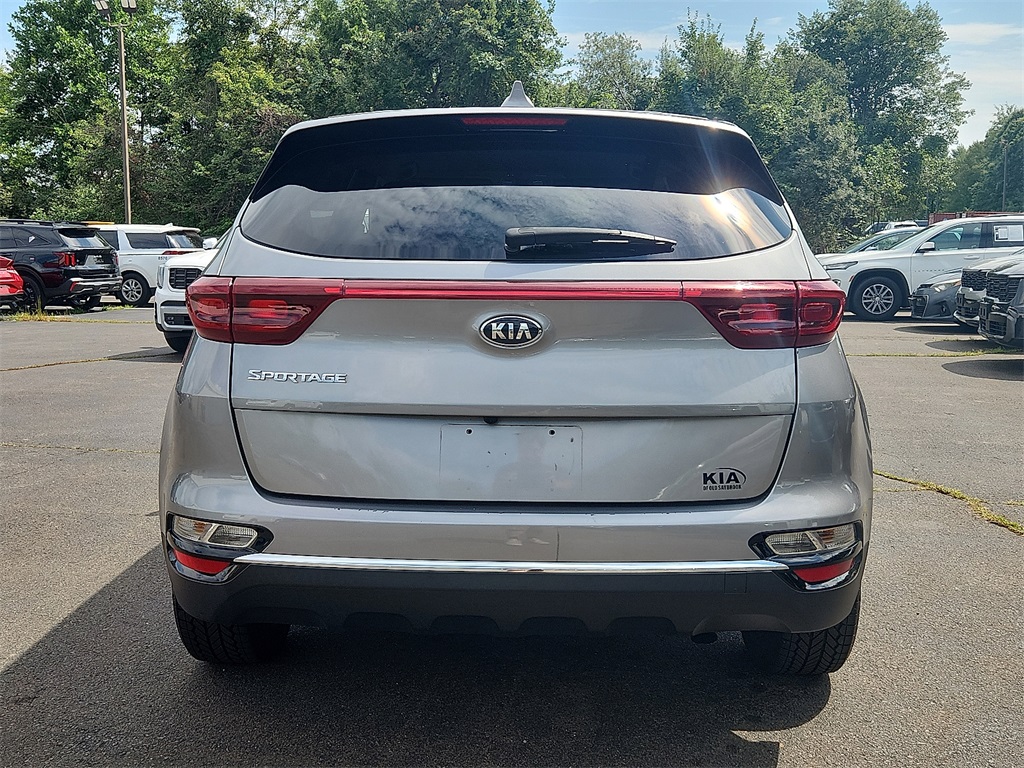 2022 Kia Sportage LX photo 3