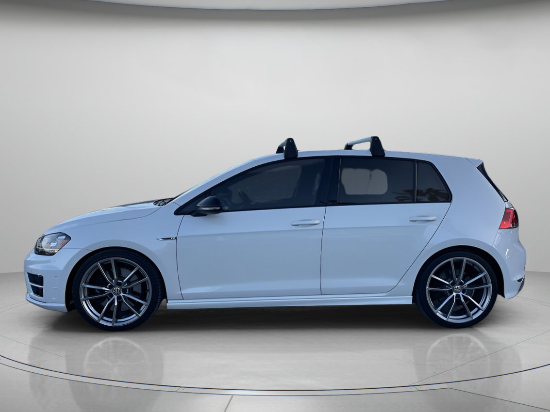 2017 Volkswagen Golf R 4Motion photo 5