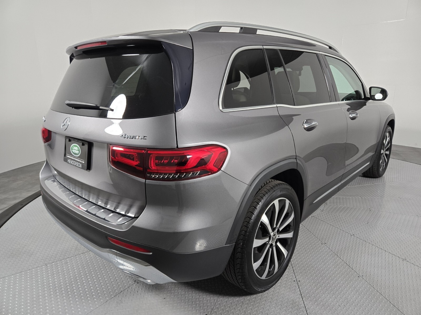 2022 Mercedes Benz GLB 250 4MATIC photo 4