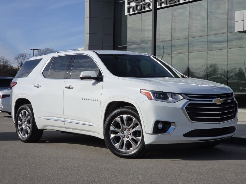Used 2019 Chevrolet Traverse Premier with VIN 1GNEVKKW7KJ273185 for sale in Fort Wright, KY