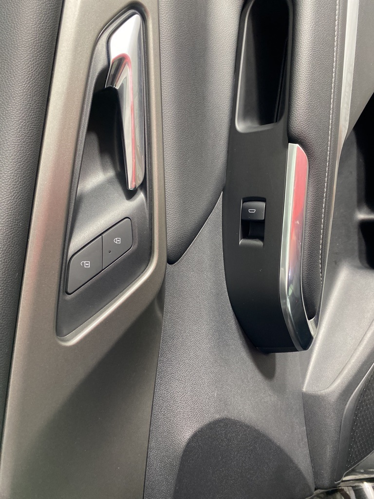 2024 Chevrolet Traverse 2LT photo 5