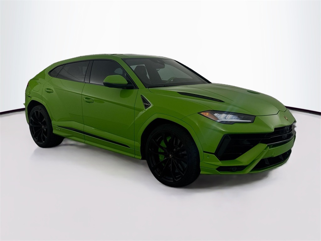 2024 Lamborghini Urus S photo 3