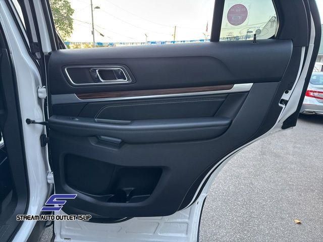 2019 Ford Explorer Limited photo 15