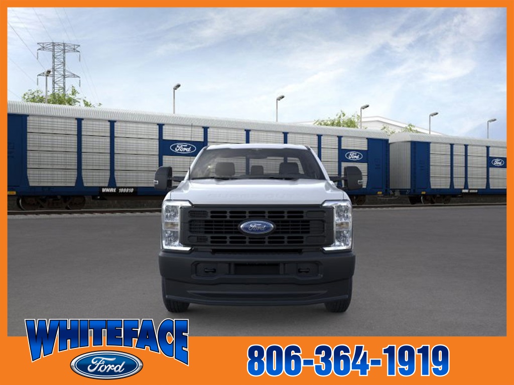 2025 Ford F-350 photo 4