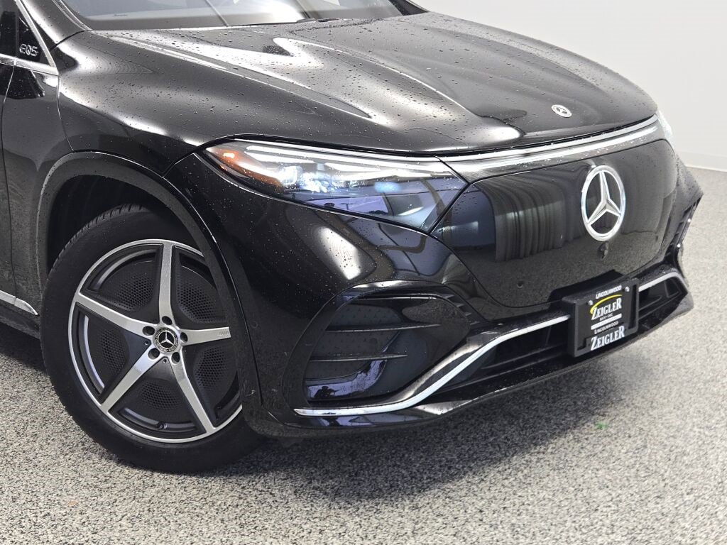 Used 2023 Mercedes-Benz EQS SUV Base with VIN 4JGDM4EB1PA011631 for sale in Lincolnwood, IL
